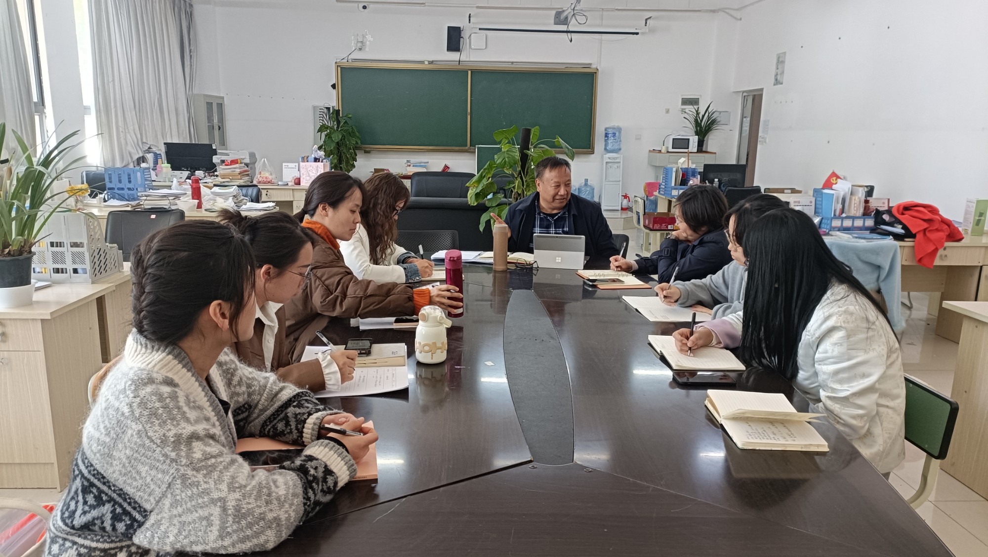 1744616214239001847.jpg 3.jpg