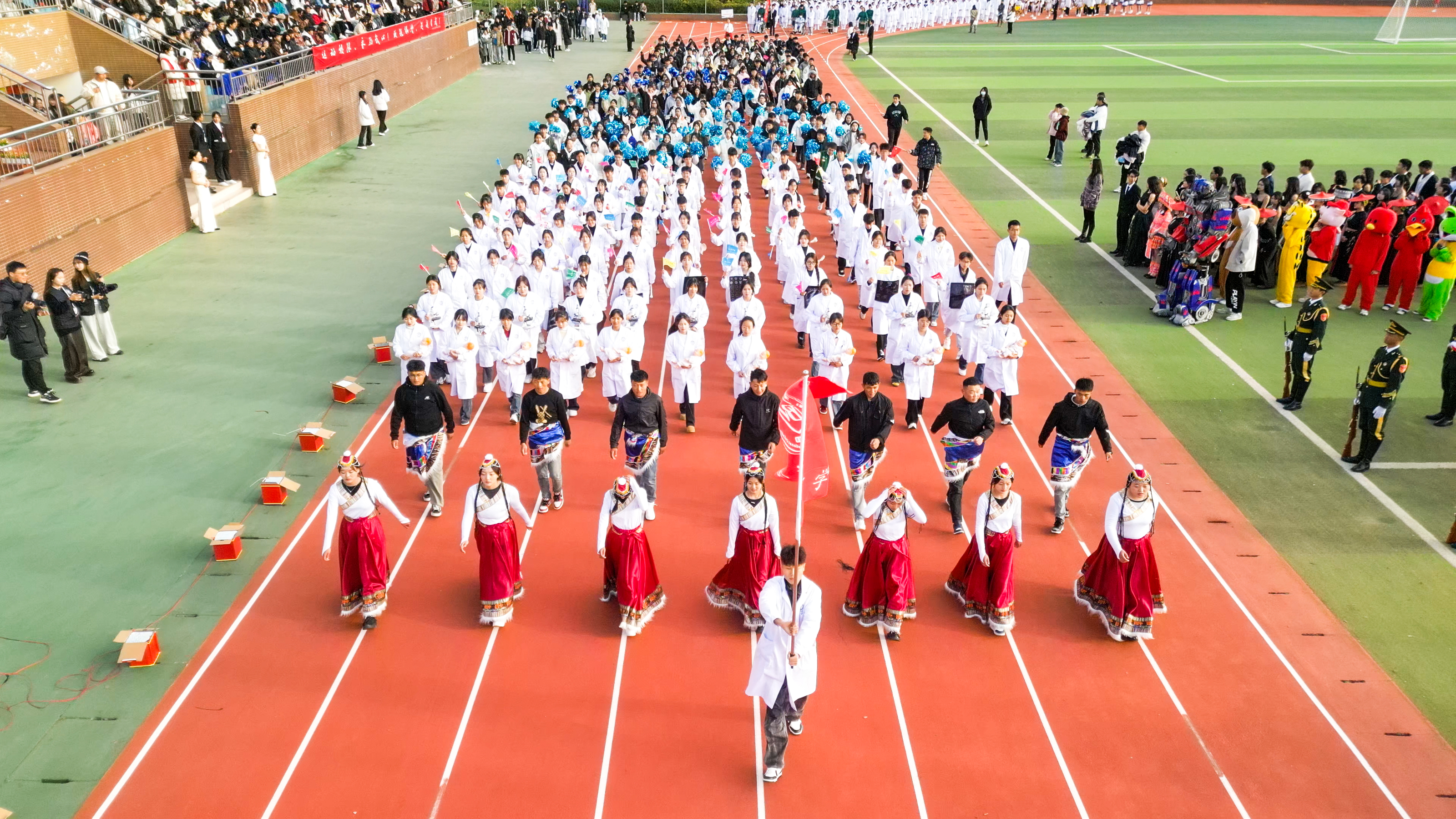 1702028119841086319.jpg 1702028119841086319.jpg