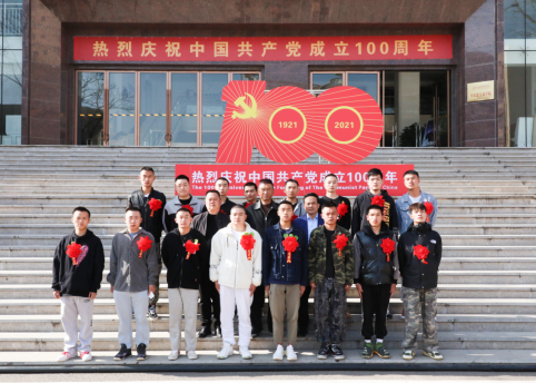 好男儿，去当兵！世俱杯sjb官网举行2022年上半年新兵入伍欢送会