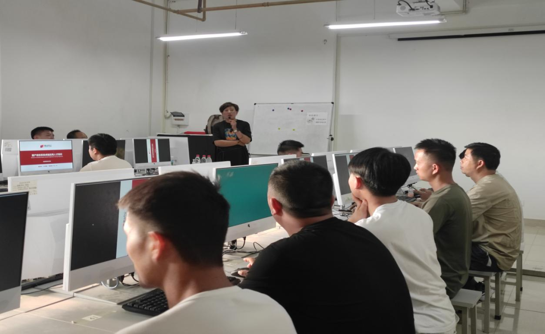 【高职扩招】世俱杯sjb官网圆满完成第二轮高职扩招弹性学制学生线下面授课程